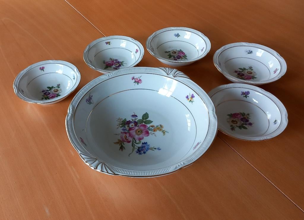 vintage desert set, Huis en Inrichting, Keuken | Servies, Keramiek, Ophalen of Verzenden, Overige stijlen, Schaal of Schalen