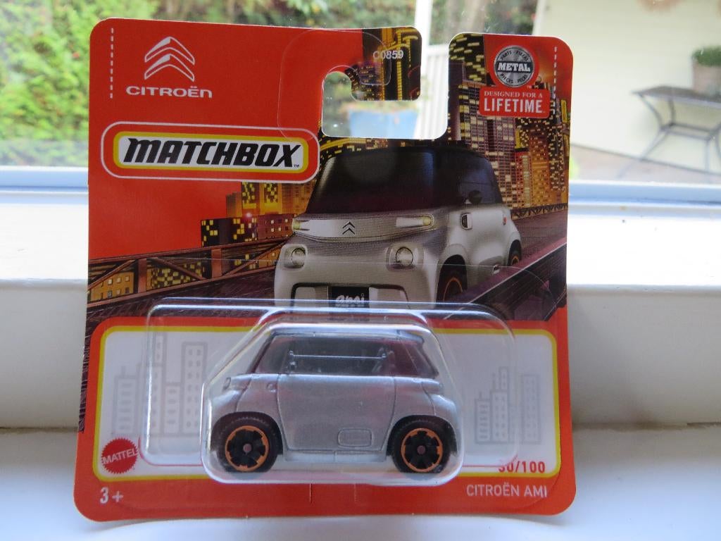 Matchbox Citroen AMI in blister, Ophalen of Verzenden, Nieuw, Auto