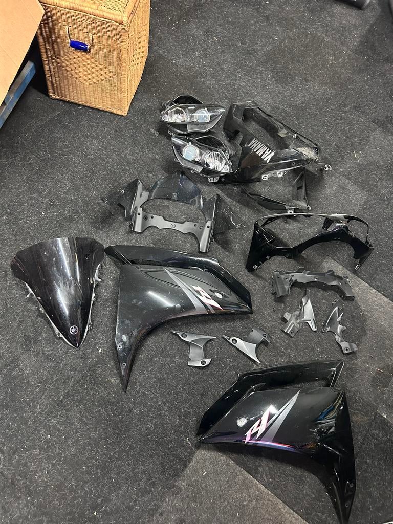 Yamaha R1 2007 kuipset + koplampen voorkant, Motoren, Onderdelen | Yamaha, Ophalen