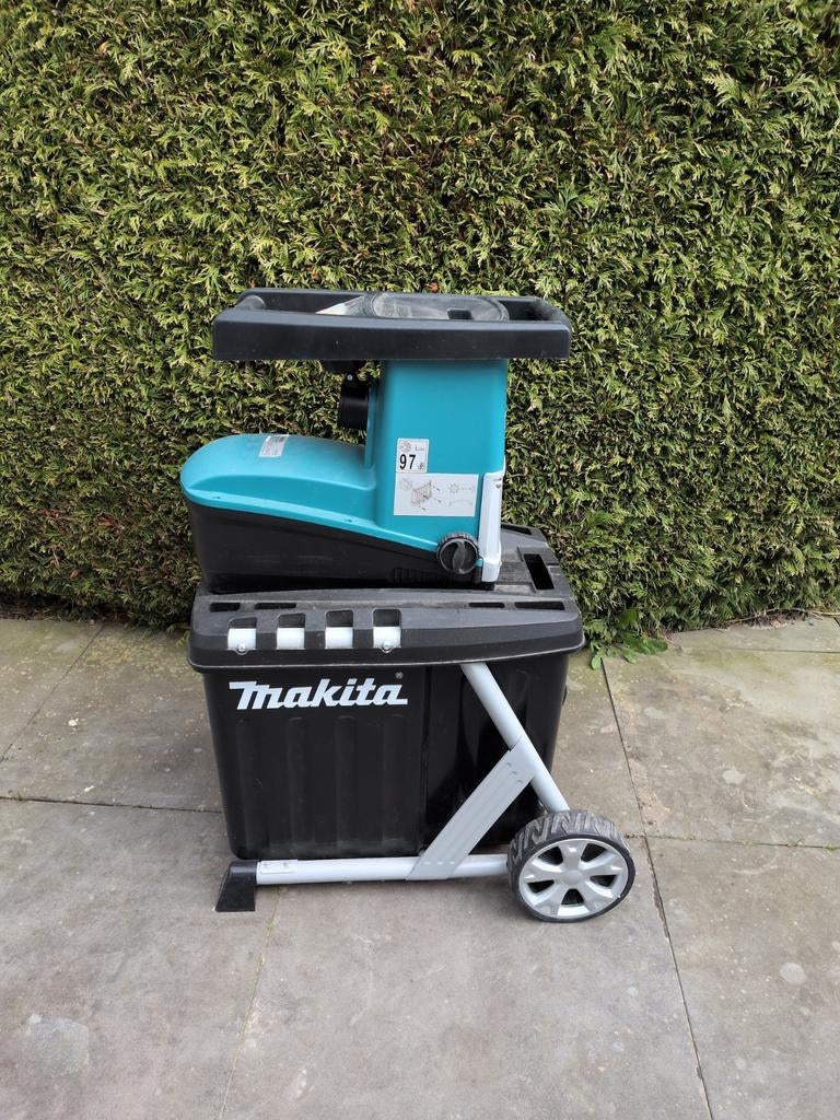 Makita Elektrische Hakselaar met Opvangbak, Tuin en Terras, Hakselaars, Gebruikt, Ophalen of Verzenden, Makita, Met opvangbak