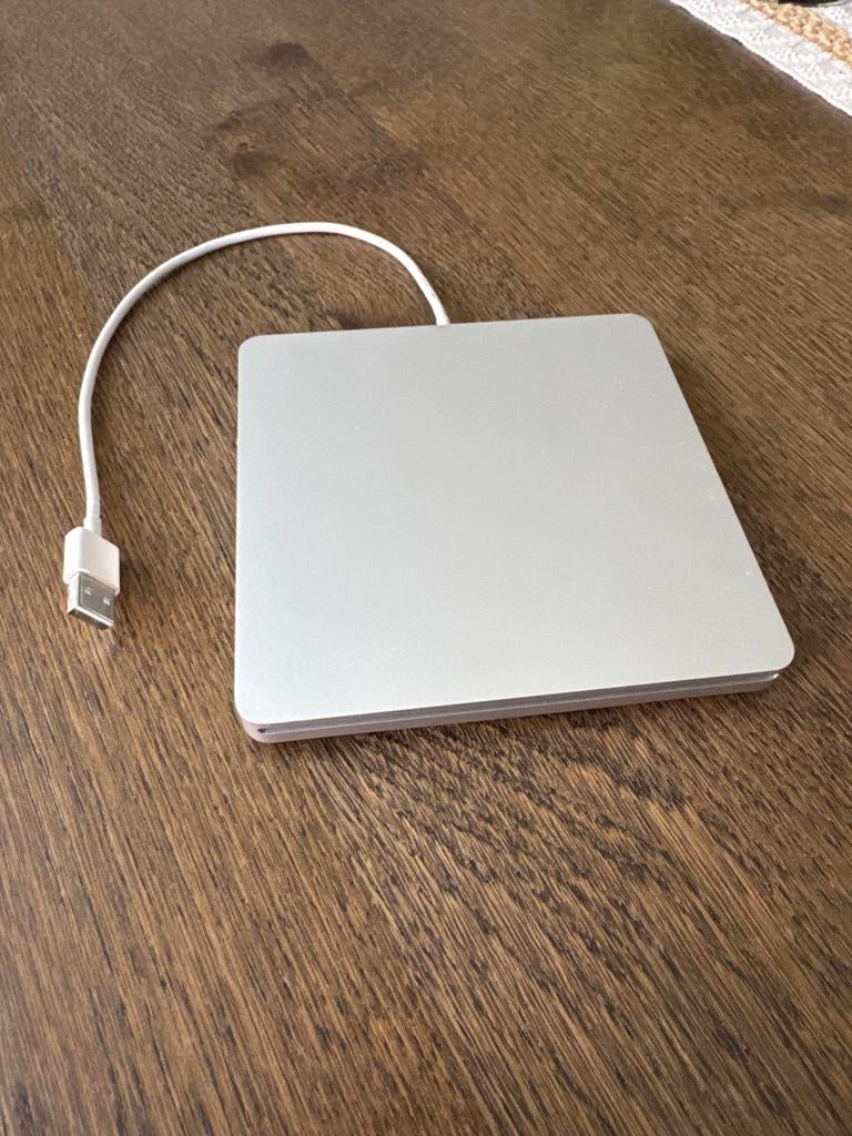 Apple externe cd dvd drive, Computers en Software, Optische drives, Gebruikt, Ophalen of Verzenden, Extern, Cd