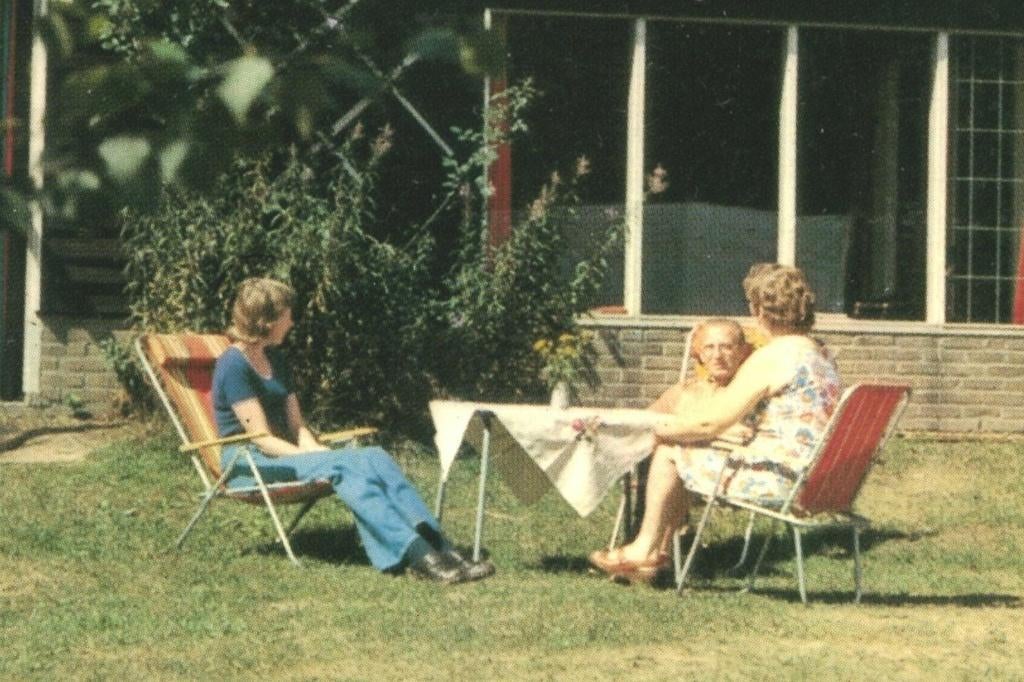 966774 Vledder Drenthe 1976 Adelhof Gelopen met postzegel, Ophalen of Verzenden, 1960 tot 1980, Gelopen, Gelderland