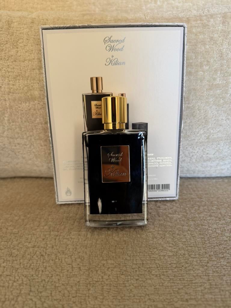 Kilian Paris Sacred Wood niche parfum, Sieraden, Tassen en Uiterlijk, Uiterlijk | Parfum, Zo goed als nieuw, Ophalen