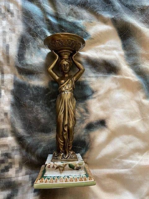 1 prachtige WONG LEE beeld incl voet ongeveer 28 cm, Ophalen