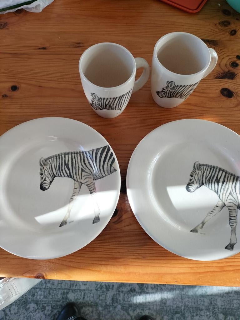 Zebra serviesgoed. Jet ter Steege., Keramiek, Ophalen of Verzenden, Zo goed als nieuw, Bord(en)