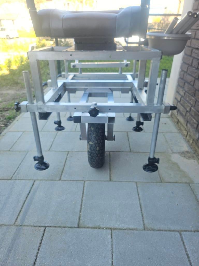 Zeer mooie feederkist., Ophalen, Werphengel