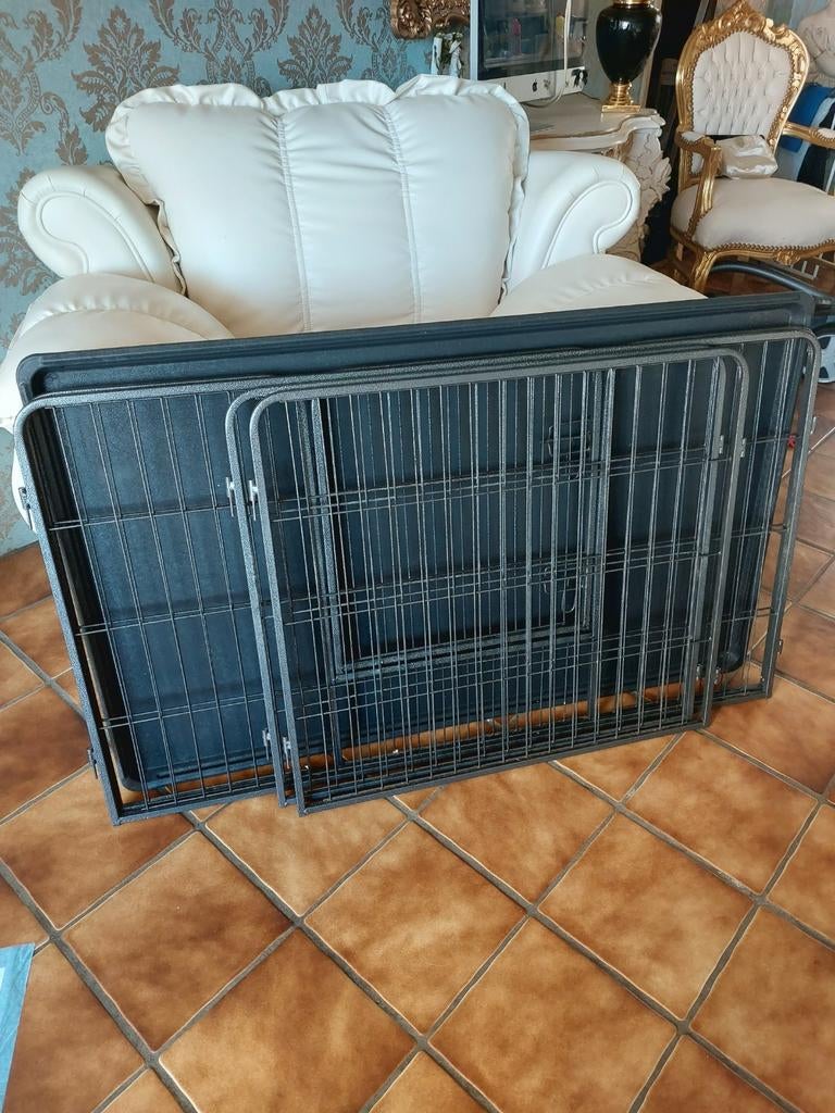 Aangeboden prachtige puppyren, amper gebruikt., Dieren en Toebehoren, Hondenhokken, Ophalen of Verzenden, Zo goed als nieuw, 110 cm of meer