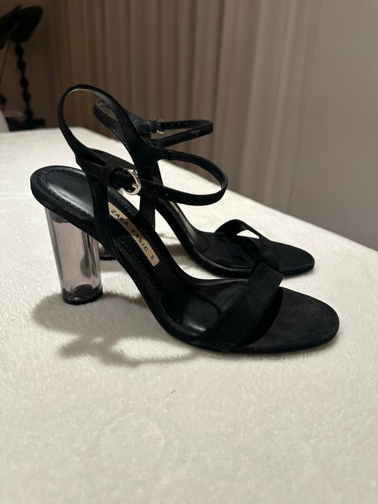 Zara Muiltjes Pumps Hakjes Maat 39 met Doorzichtige Hak, Ophalen of Verzenden, Zwart, Pumps