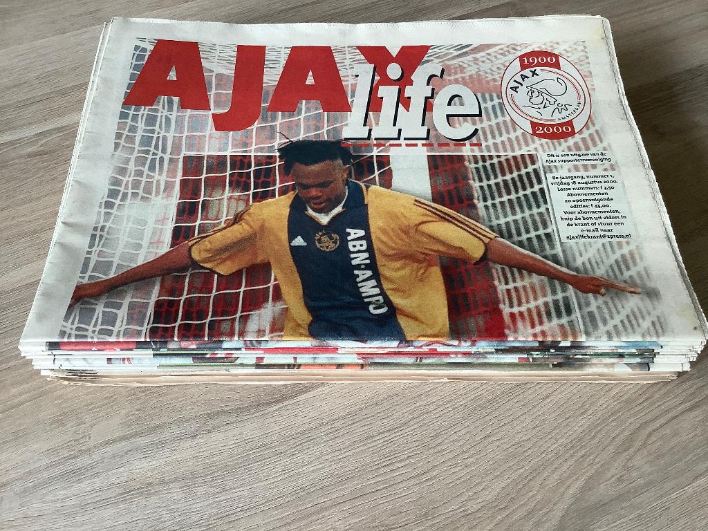 Ajax Life Krantjes 2000-2001 ( nummer 1 tem 20 ), Verzamelen, Sportartikelen en Voetbal, Ophalen of Verzenden, Zo goed als nieuw