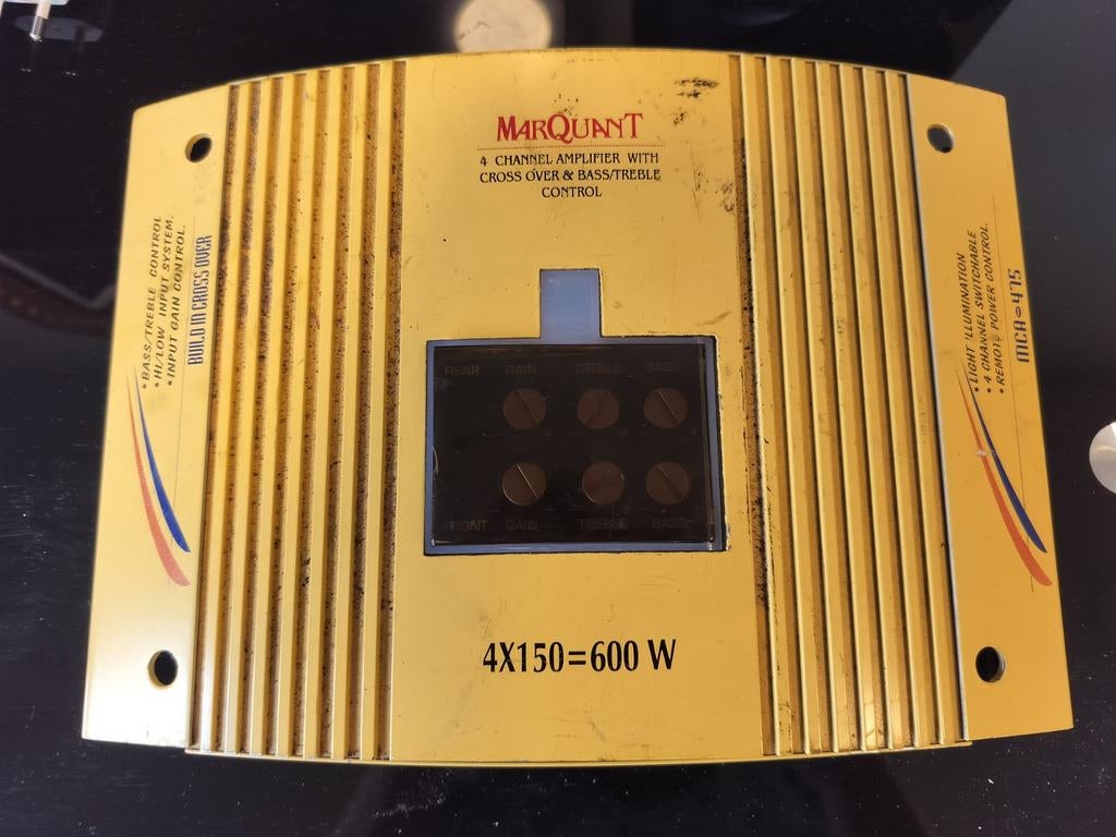 Marquant 4-kanaals autoradio versterker 4x150W (600W totaal), Ophalen, Gebruikt