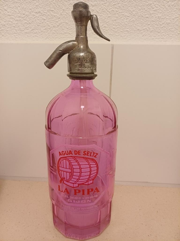 Mooie antieke Spaanse Spuitfles aqua de seltz LA PIPA roze, Verzenden