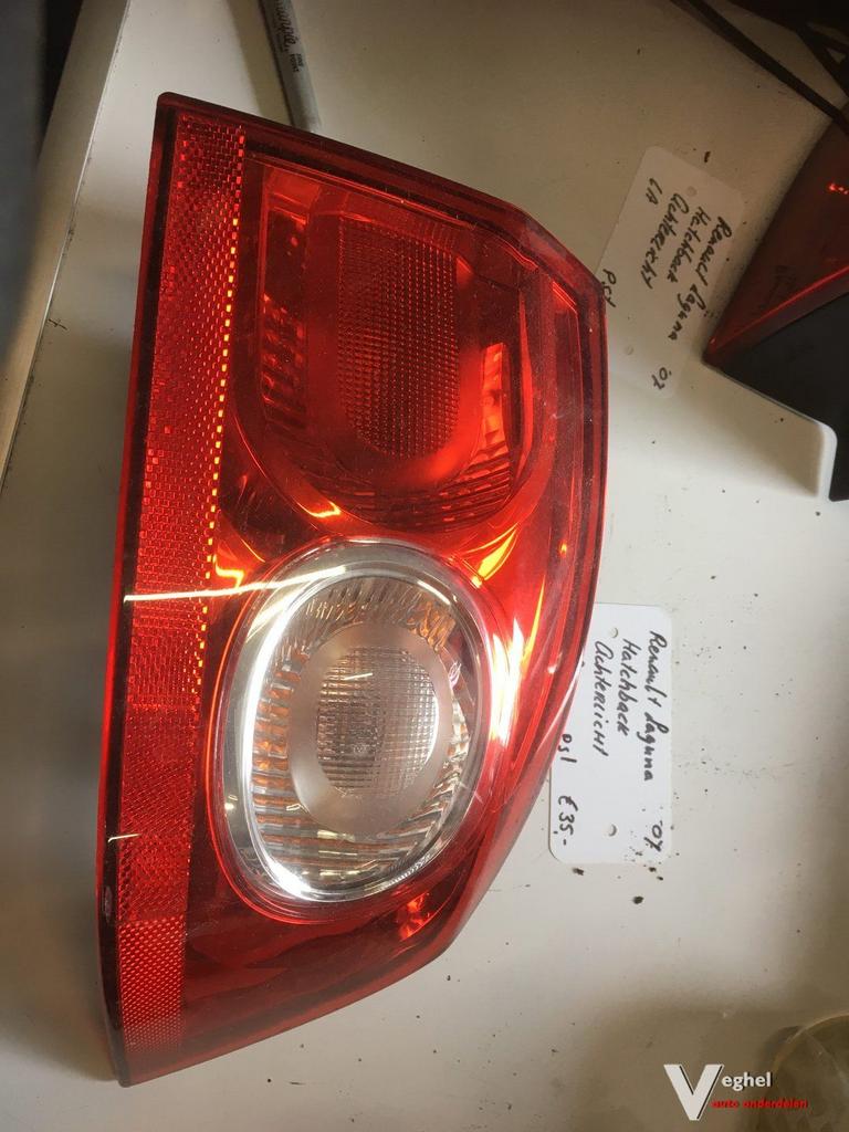 Renault laguna hatchback 2007 2.0 16v achterlicht links of r, Gebruikt, -, -, Ophalen of Verzenden