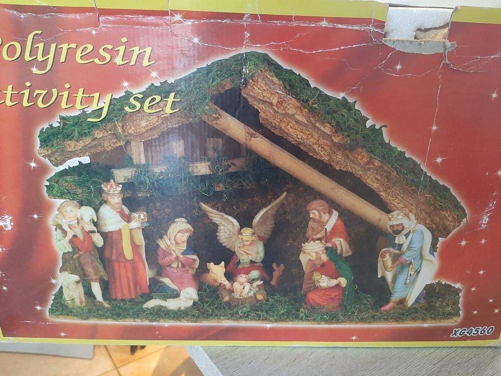 Kerststal met beeldtjes, Ophalen of Verzenden