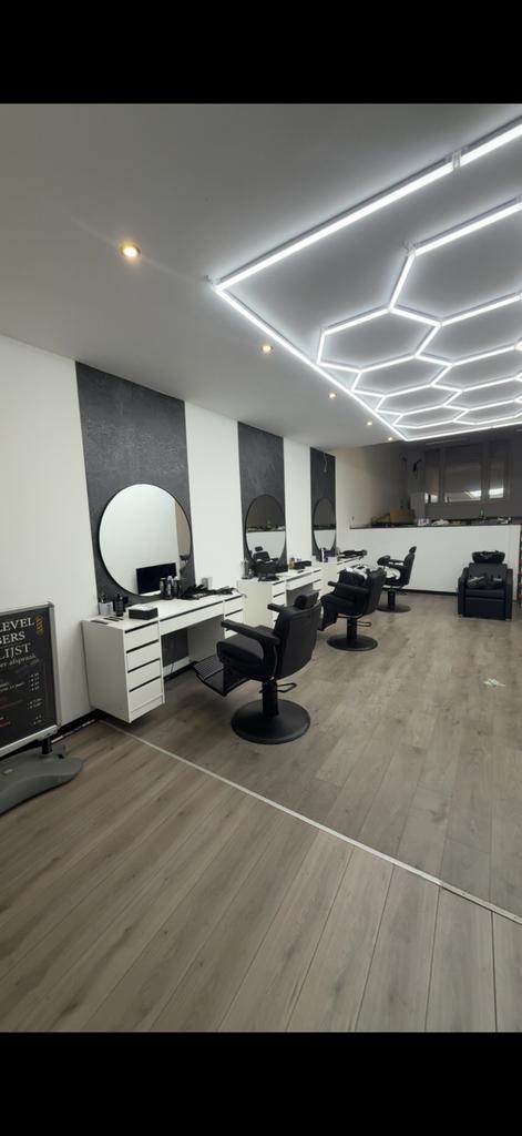 Kapper gezocht/Kapper stoel te huur Rotterdam, Rotterdam