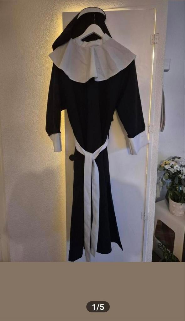 Nonnen gewaad pak carnaval size 42, Ophalen of Verzenden