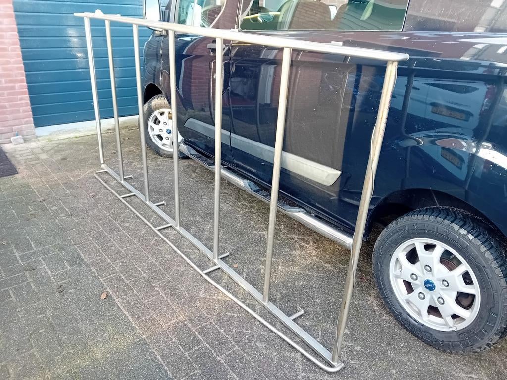 Volkswagen t5 lengte 2 imperiaal  rvs equinox, Ophalen