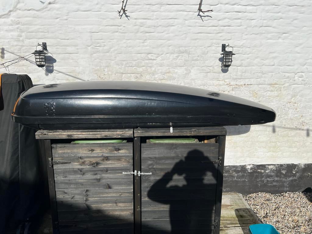 Peugeot Dakkoffer - Oud maar onverwoestbaar!, Ophalen, Gebruikt