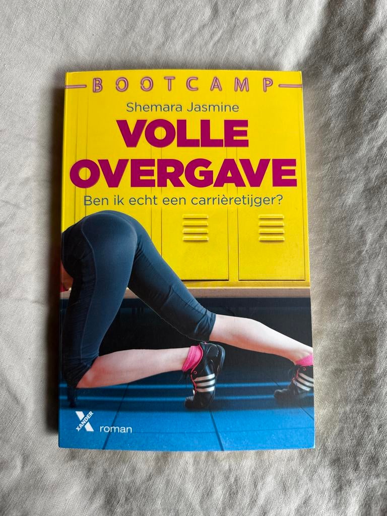 Volle Overgave - Shemara Jasmine, Ophalen of Verzenden, Zo goed als nieuw, Nederland