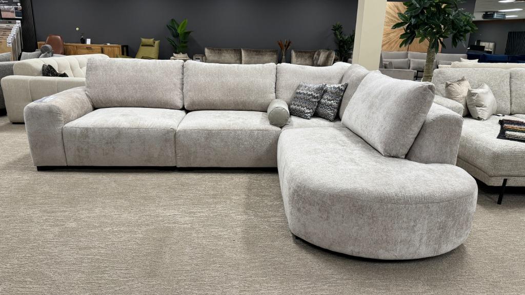 Direct ophalen| Modern | Hoekbank ronde lounge | Utrecht, Huis en Inrichting, Banken | Bankstellen, Ophalen, Hoekbank, Eric Kuster, modern, velvet, Teddy