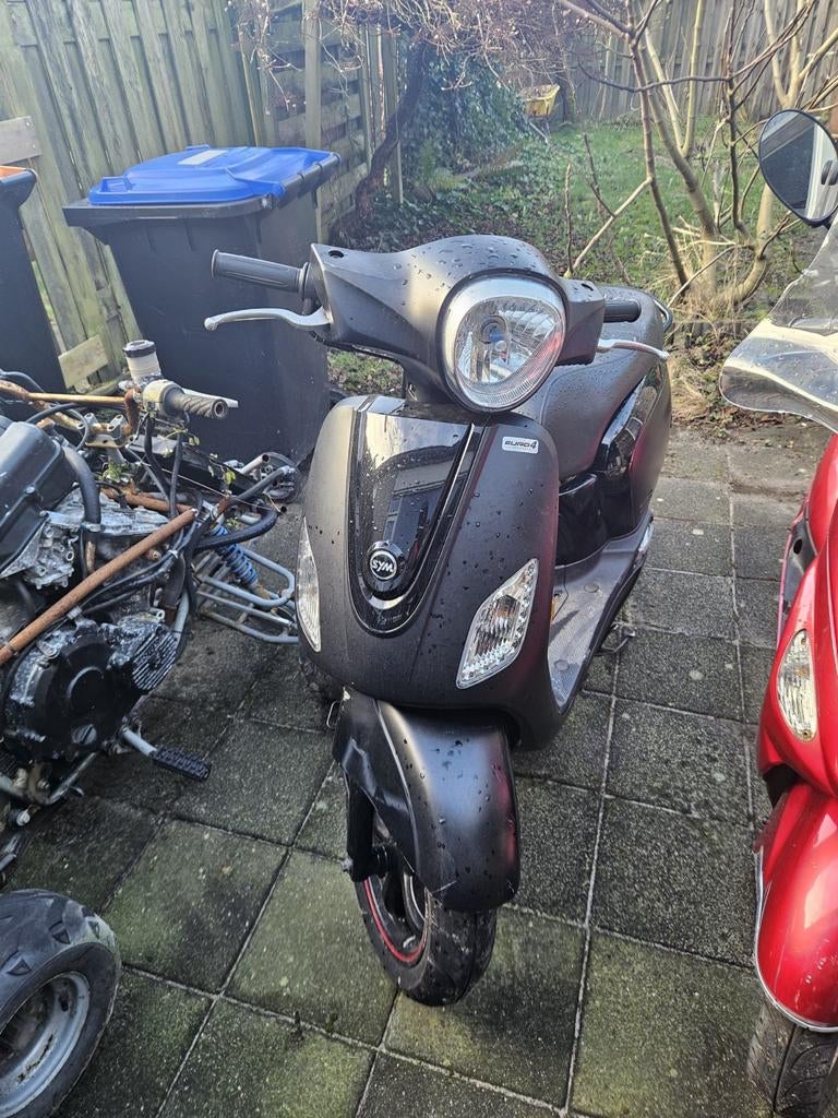 Sym Fiddle 3, Ophalen, Gebruikt, 49 cc, Benzine