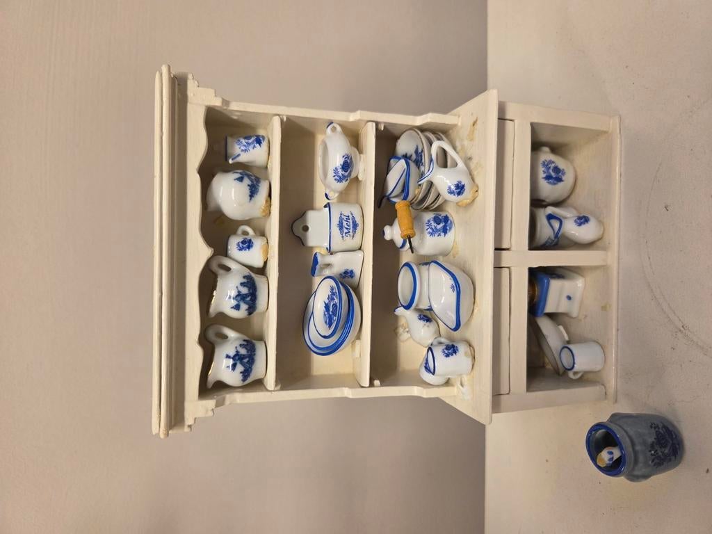 Poppenhuis bordjes, Ophalen of Verzenden, Poppenhuis