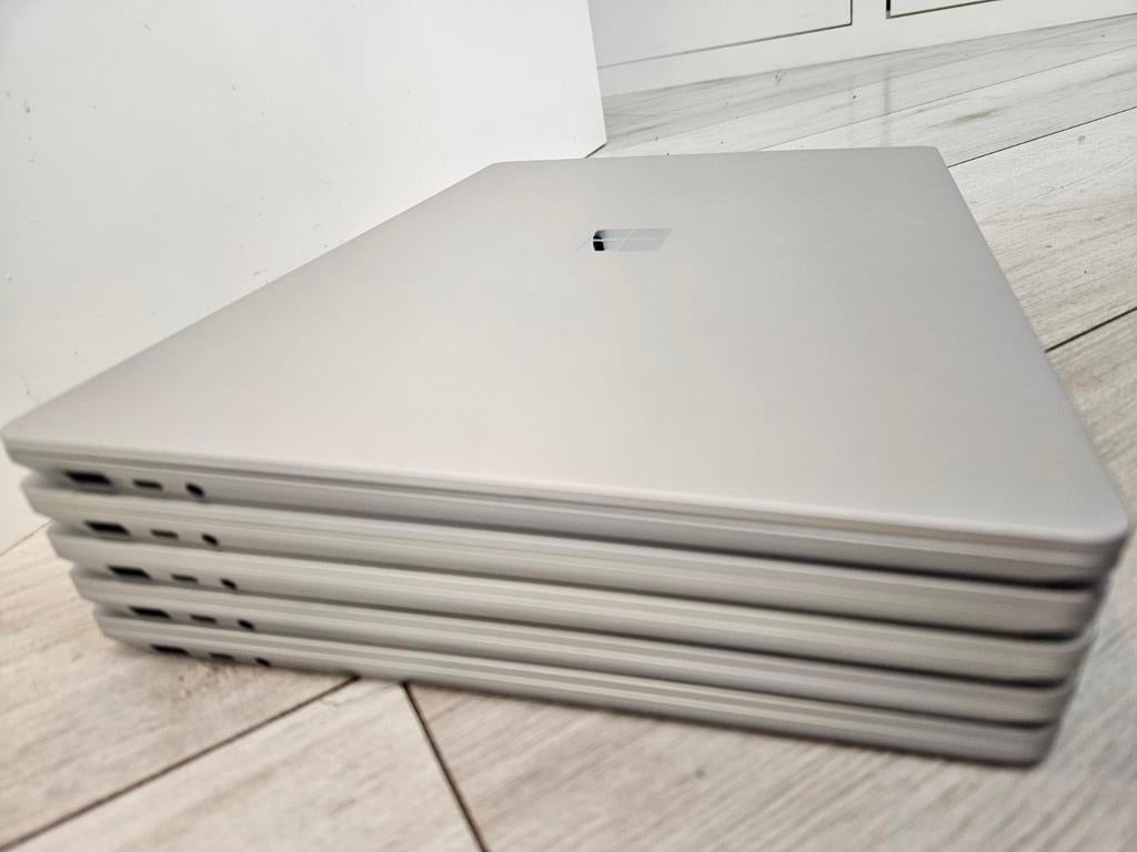 Zeer netjes: Partij 5 stuks Microsoft Surface Laptop 3 8gb, 256 GB, Zo goed als nieuw, 3 tot 4 Ghz, 15 inch