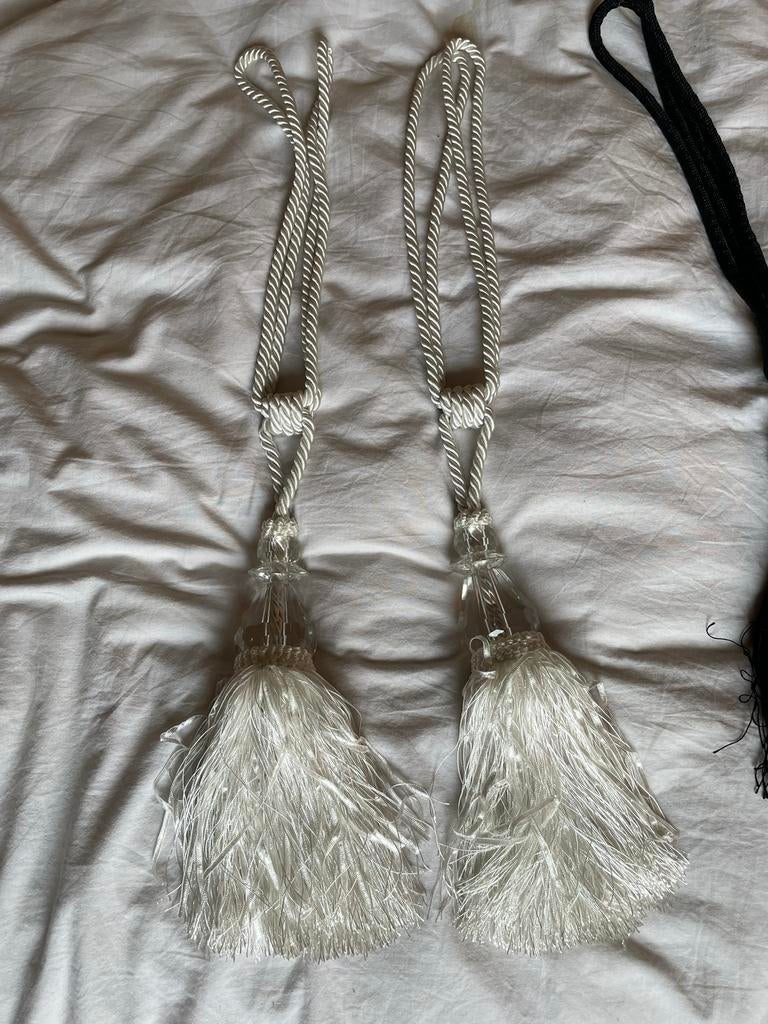 Witte gordijn embrasses met kwast, Ophalen of Verzenden, Zo goed als nieuw, Wit, 200 cm of meer