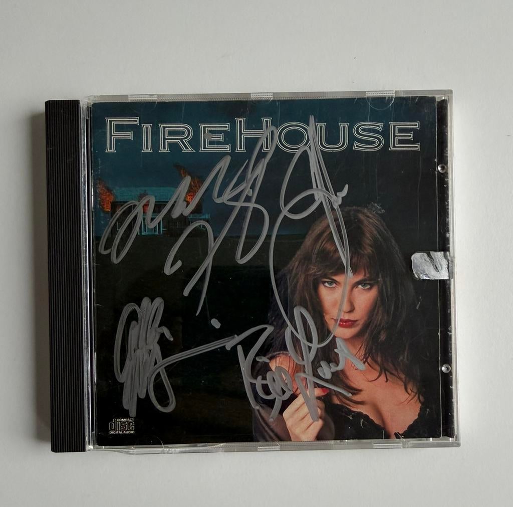 Firehouse - Firehouse ✍🏼 Gesigneerd debuut album CD, Ophalen, Gebruikt, Poprock