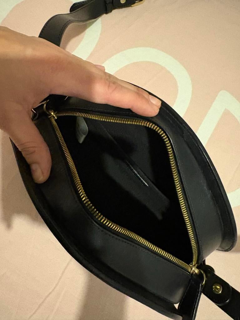 A.P.C. Crossbody Bag - Stijlvol en praktisch!, Ophalen of Verzenden, Zo goed als nieuw, Zwart, Overige merken