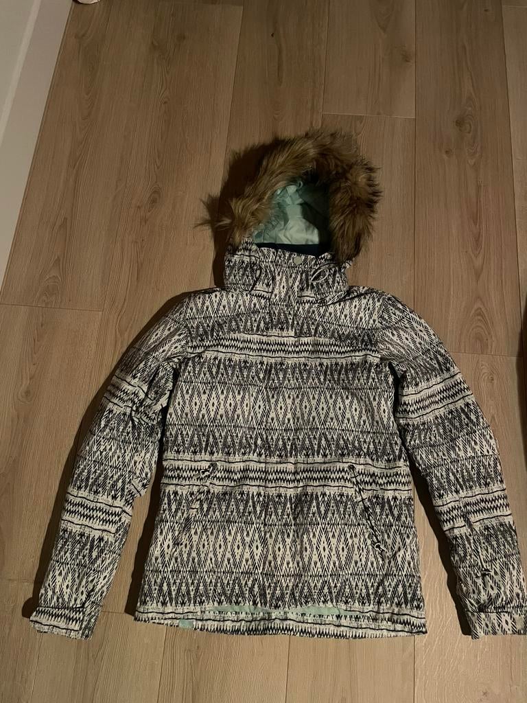 Roxy Ski Jas dames maat M, Kleding | Dames, Wintersportkleding, Zo goed als nieuw, Jack, Maat 38/40 (M), Ophalen of Verzenden