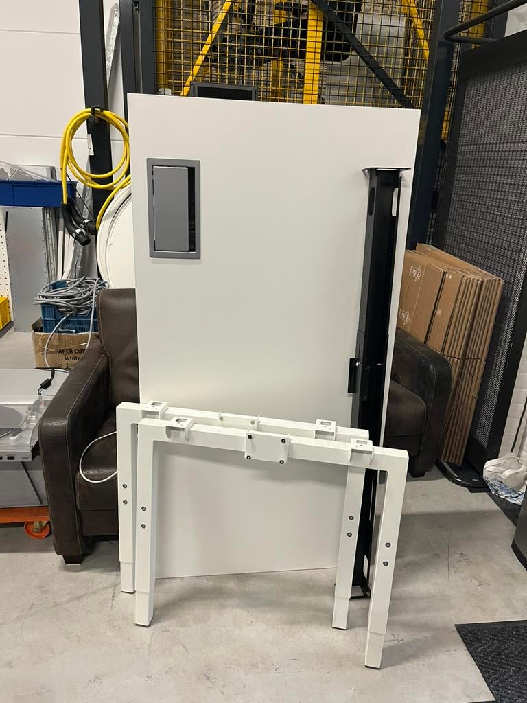 Bureaucombinatie ahrend bureaustoel steelcase enz., Ahend en Steelcase, Geen, Geen, In hoogte verstelbaar