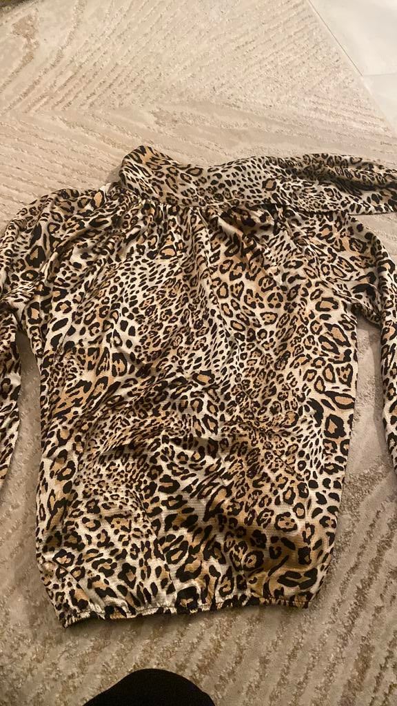 Tijgerprint blouse maat:L, Kleding | Dames, Blouses en Tunieken, Ophalen of Verzenden, Zo goed als nieuw, Maat 38/40 (M), Bruin