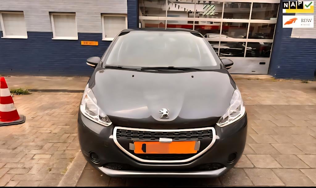 Peugeot 208 – 2014 – 1.0, Auto's, Peugeot, Voorwielaandrijving, 450 kg, 68 pk, Origineel Nederlands