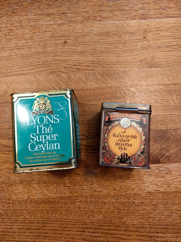 Twee Leuke Vintage Theeblikken, Ophalen of Verzenden, Gebruikt, Overige