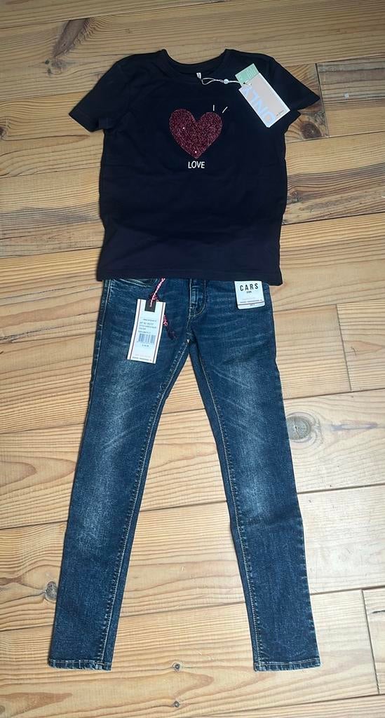 Only T-shirt met hartjes maat en cars jeans134/140, Ophalen of Verzenden, Nieuw, Meisje, Setje
