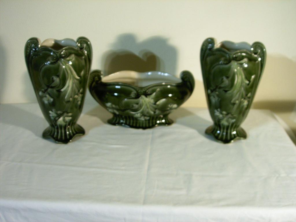 Art nouveau driedelig barbotine kaststel van A.G. de Bruyn, Antiek en Kunst, Antiek | Keramiek en Aardewerk, Ophalen of Verzenden