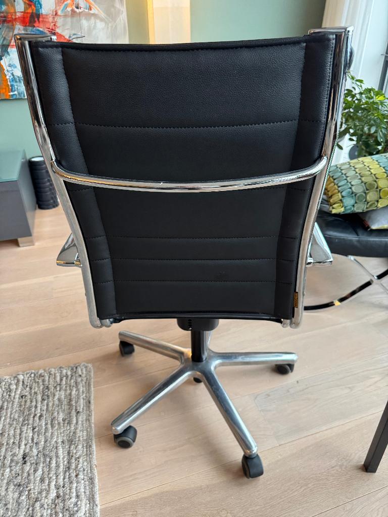 Metal and Leather Desk Chair, Ophalen, Gebruikt, Zwart, Leer
