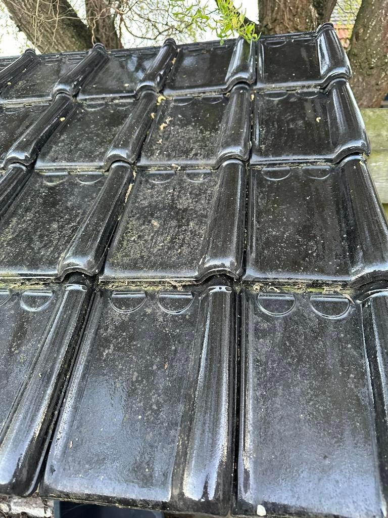 Dakpannen - hoogglans zwart, Ophalen, Gebruikt, Steen of Klei, Zwart