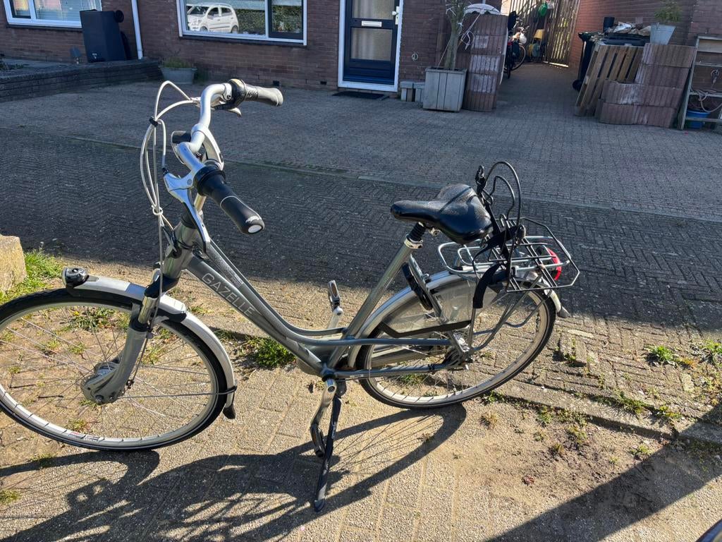mooie damesfiets, Ophalen of Verzenden, Zo goed als nieuw, Overige merken
