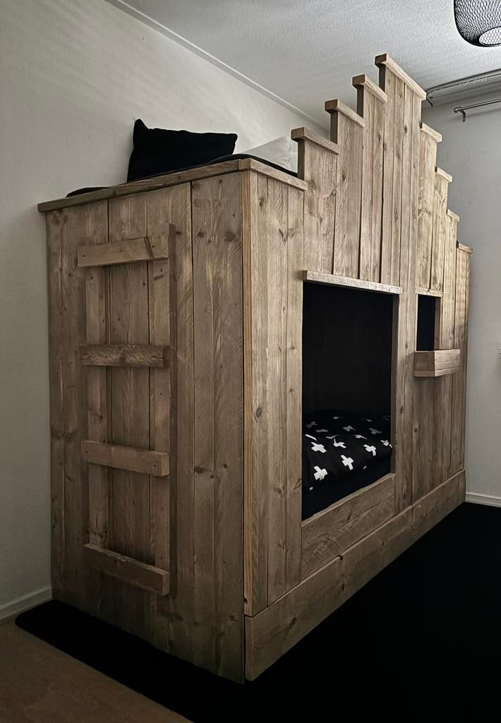 Superstoer steiger houten bed/ stapelbed/ kasteel, Ophalen of Verzenden, Zo goed als nieuw, Stapelbed