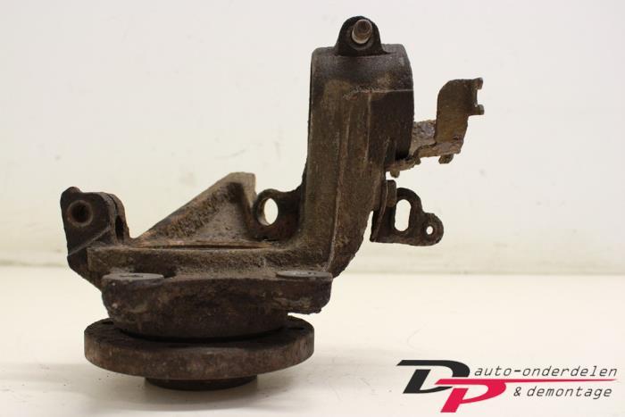 Fusee links-voor van een Peugeot 306, Auto-onderdelen, Gebruikt, -, -, Ophalen of Verzenden