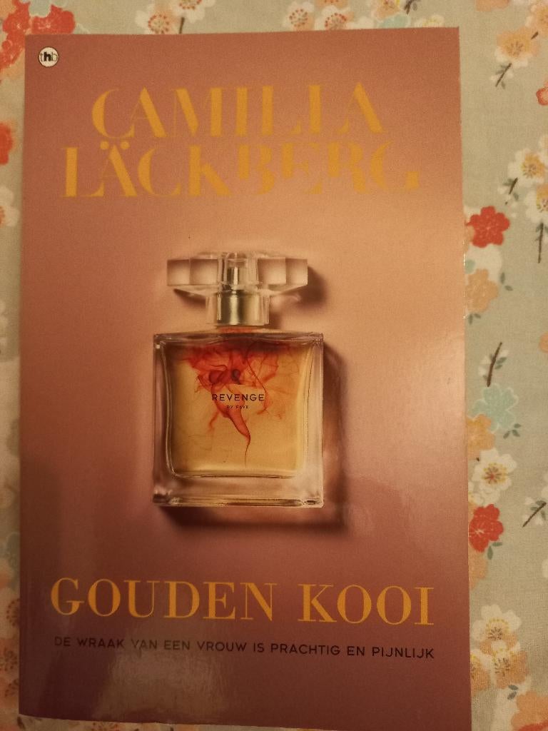 6 titels van Camilla Lackberg., Ophalen of Verzenden, Gelezen