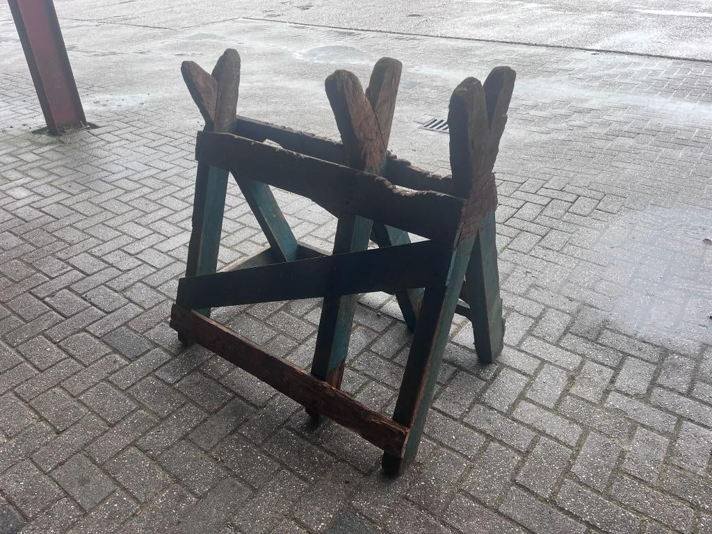 Zaagbok, zaaghulp, hardhout, kachelhout, zaag bok, Minder dan 3 m³, Ophalen