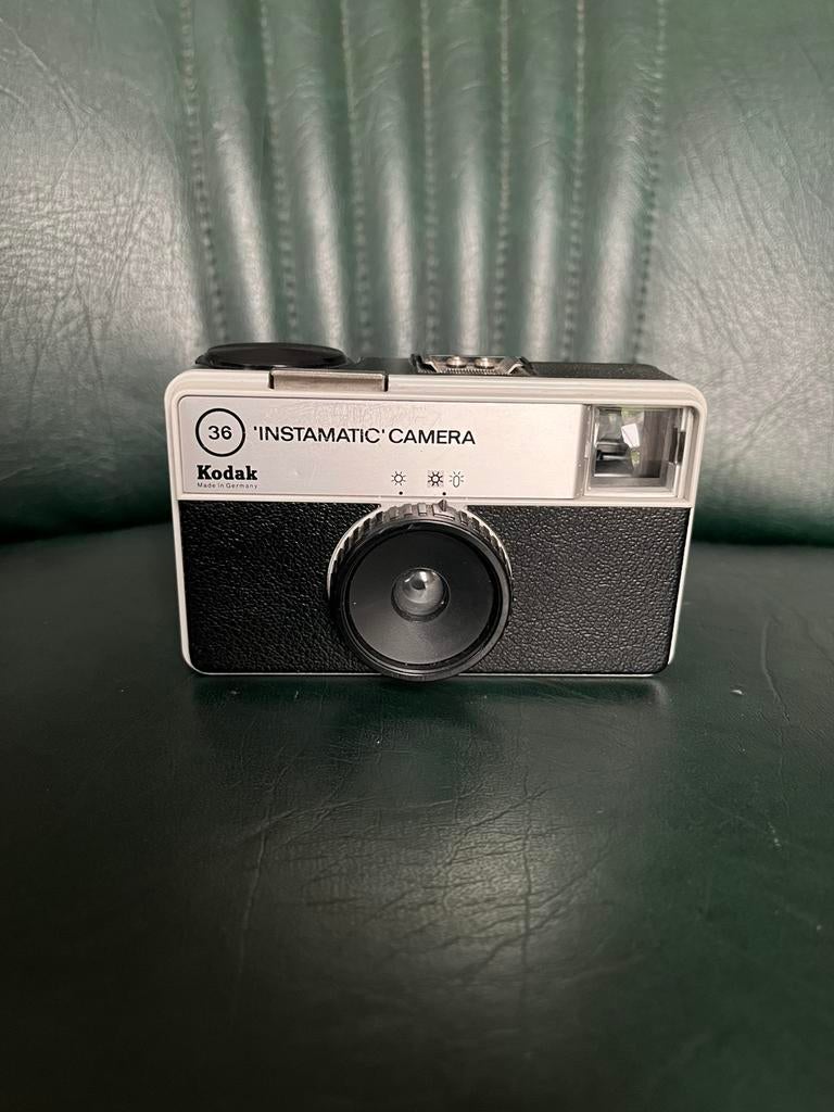 Kodak Instamatic 36 Camera, gemaakt in Stuttgart, Duitsland, Verzamelen, ?, Fototoestel, 1960 tot 1980, ?