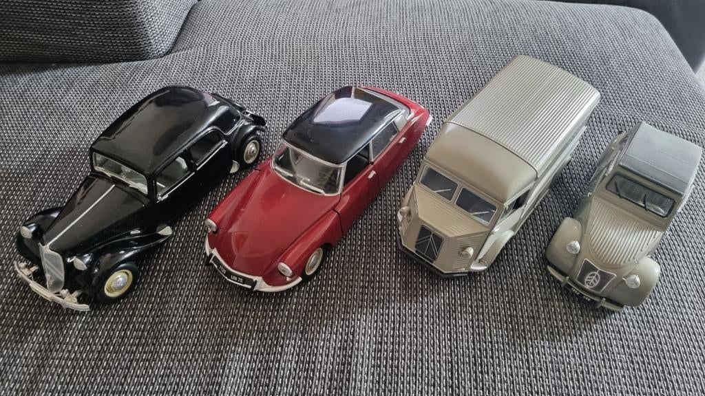 Citroën 15CV traction, HY, DS, en 2CV, Ophalen of Verzenden, Zo goed als nieuw