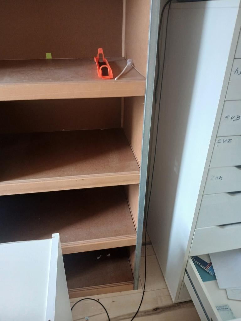 Kewlox kast, Ophalen