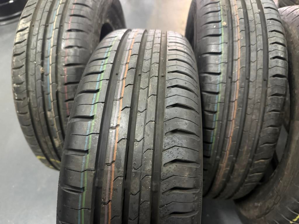 4x 175 65 14 82T Continental Ecocontact 5 Demo NIEUW, Auto-onderdelen, Banden en Velgen, 14 inch, Gebruikt, 175 mm, Ophalen of Verzenden