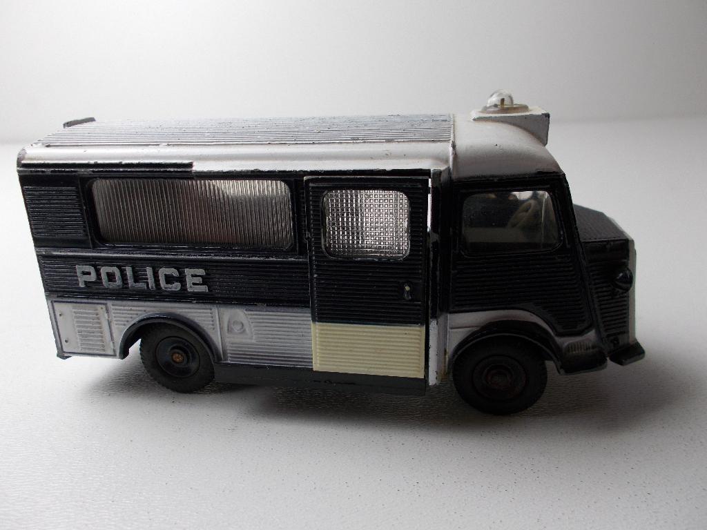 1965 Dinky Toys 566 CITROEN 1200 KG POLICE VAN., Ophalen of Verzenden, Gebruikt, Bus of Vrachtwagen, Dinky Toys