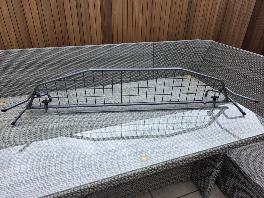 Travall Hondenrek seat ibiza st, Ophalen, Zo goed als nieuw