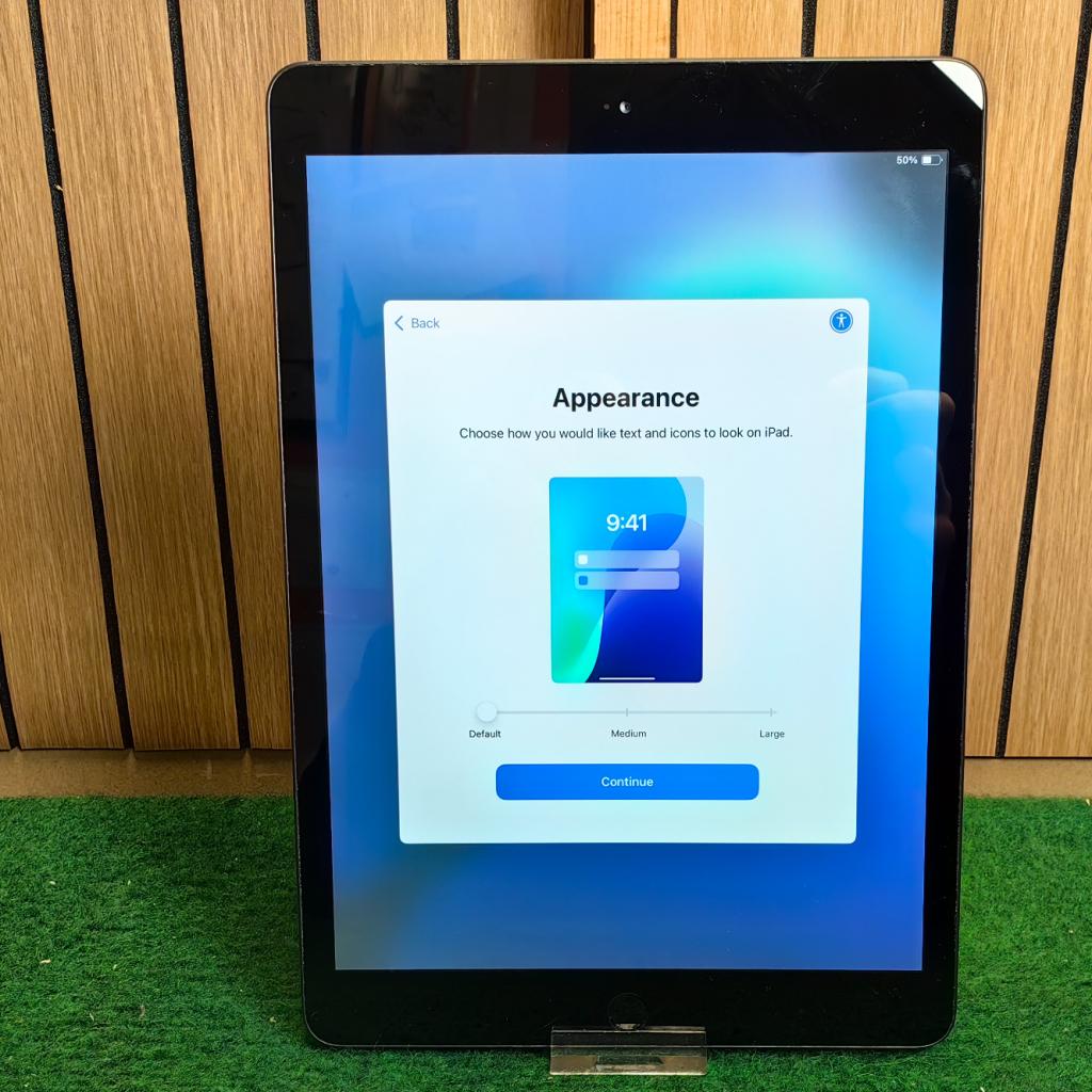 Apple iPad 7 | 32 GB | Wifi, Apple, Zo goed als nieuw, Support@apple.com, One Apple Park Way
Cupertino, CA 95014
United States